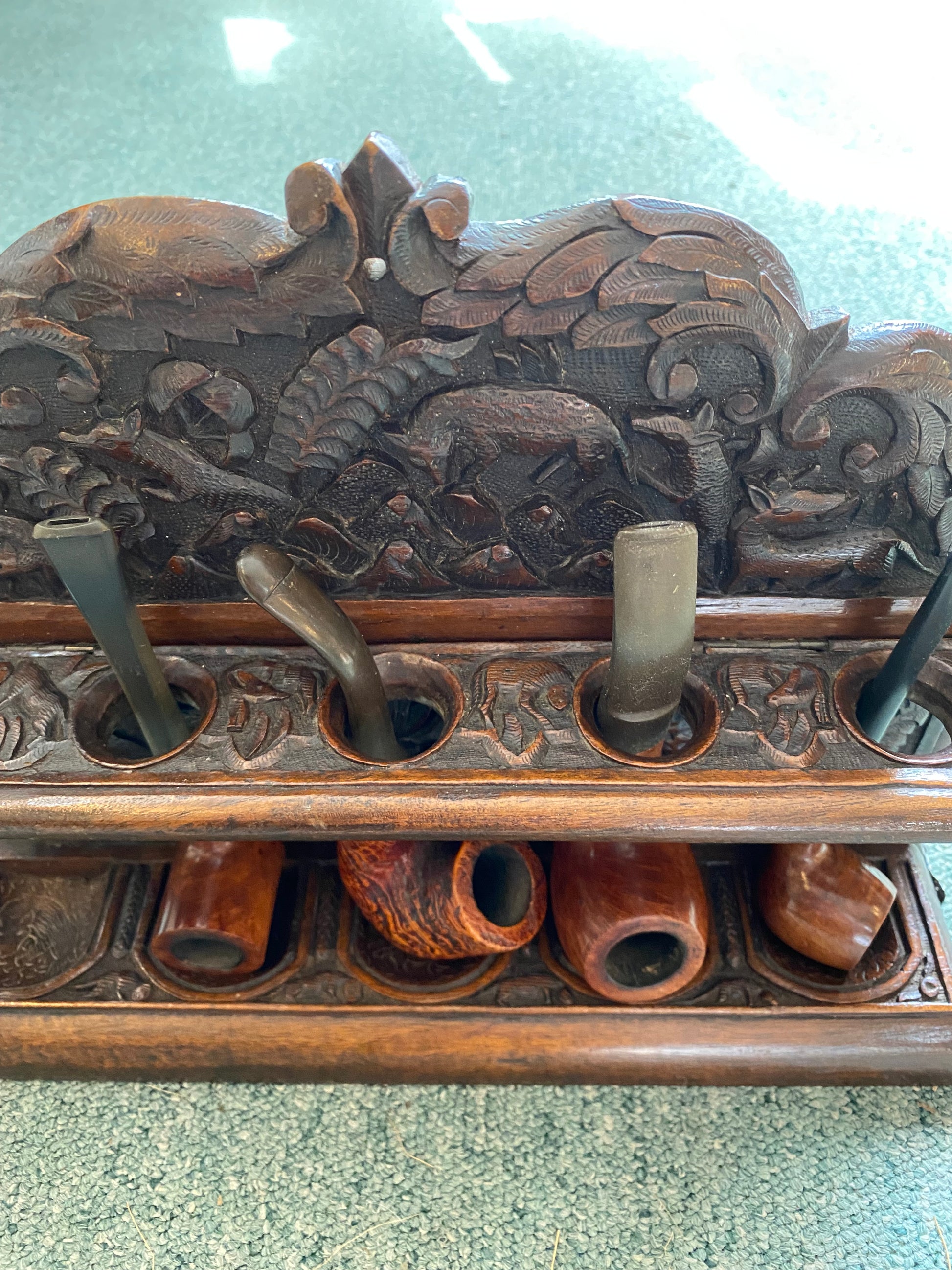 Hand Carved Wooden Smokers Pipe Rack