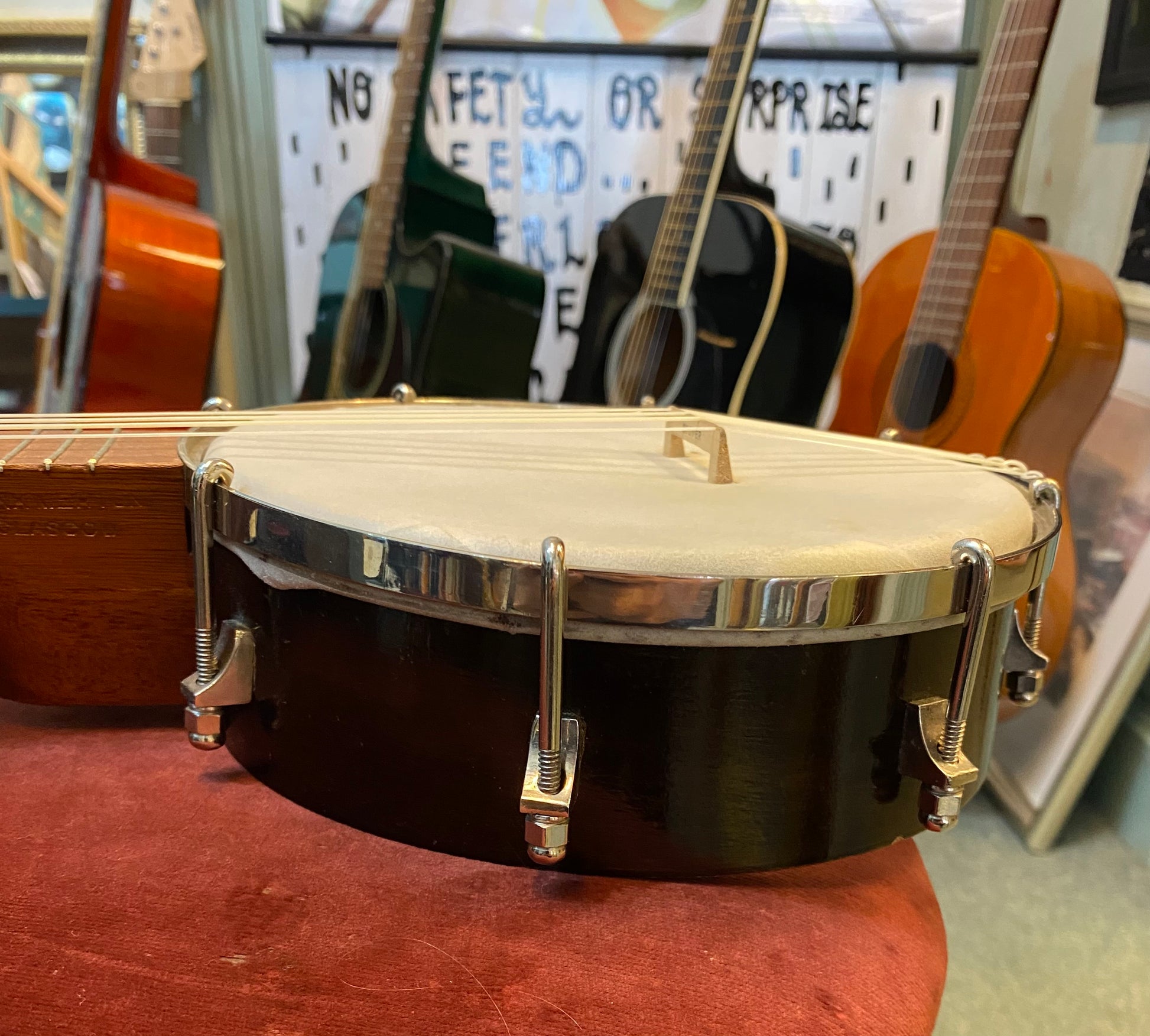 Banjolele by Frank Merton of Glasgow 1930s