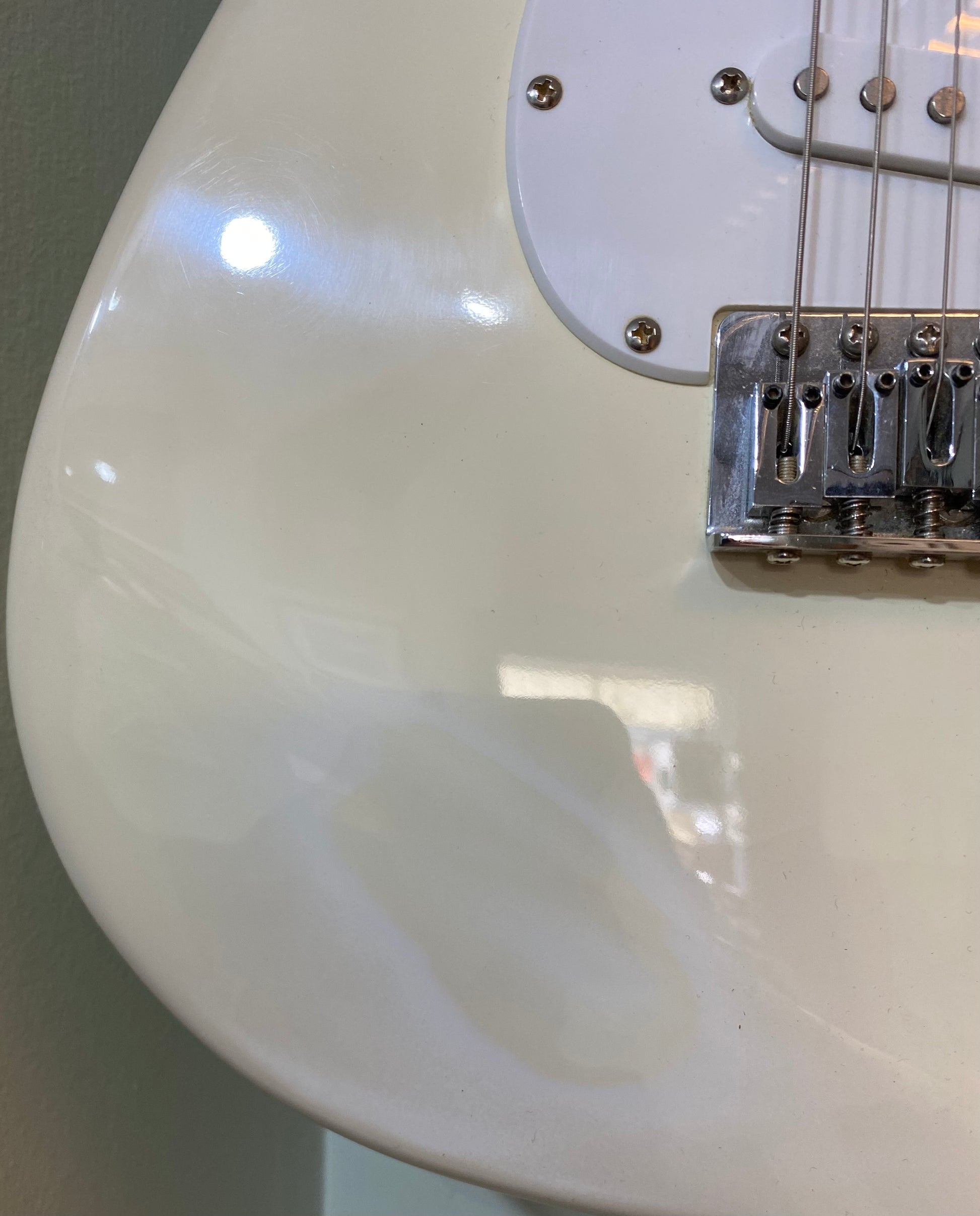 Fender Starcaster Electric Guitar 2013 model in gloss cream finish