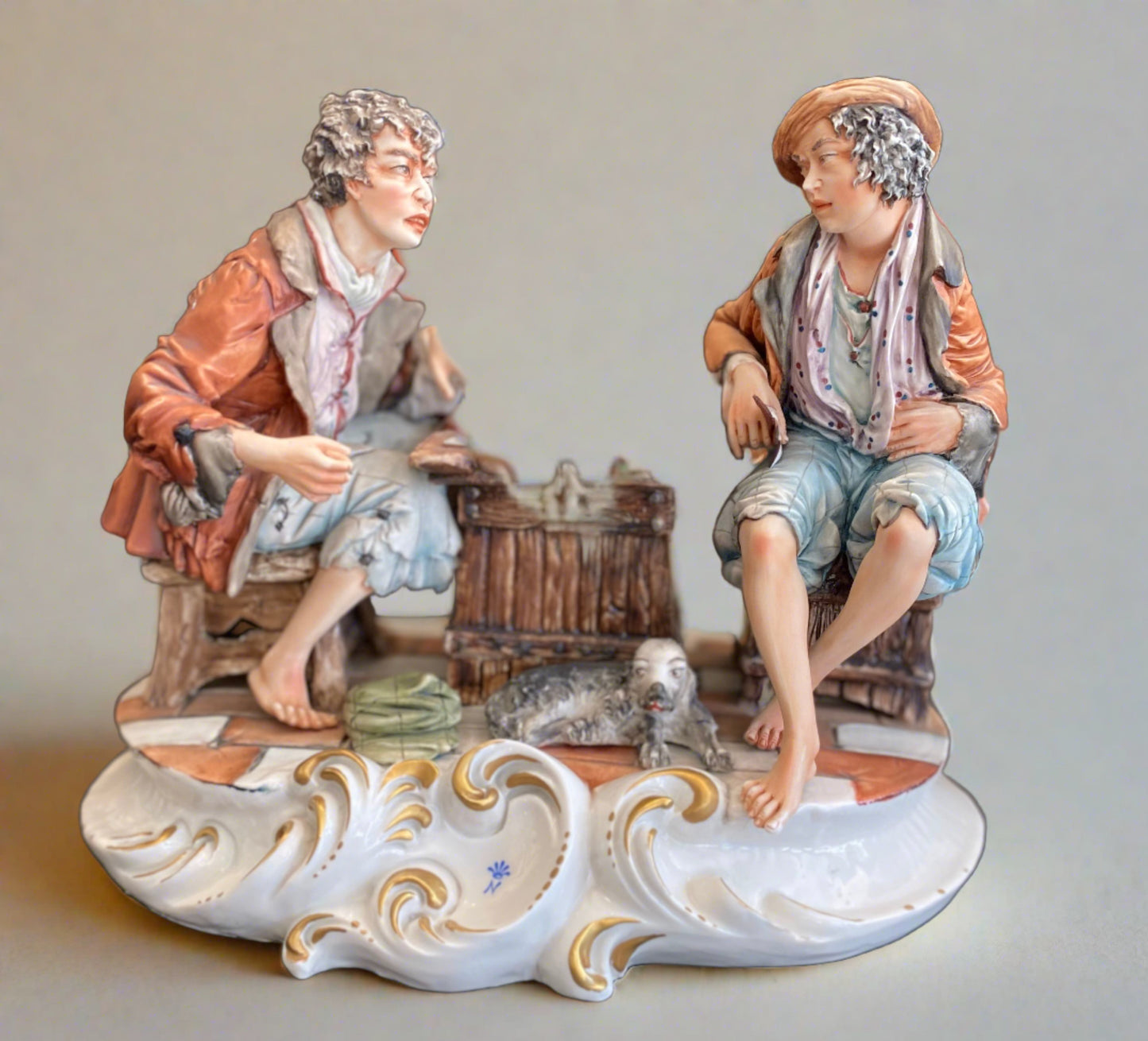 Very rare Capodimonte porcelain figures playing cards by Fiorenzo Meneghetti