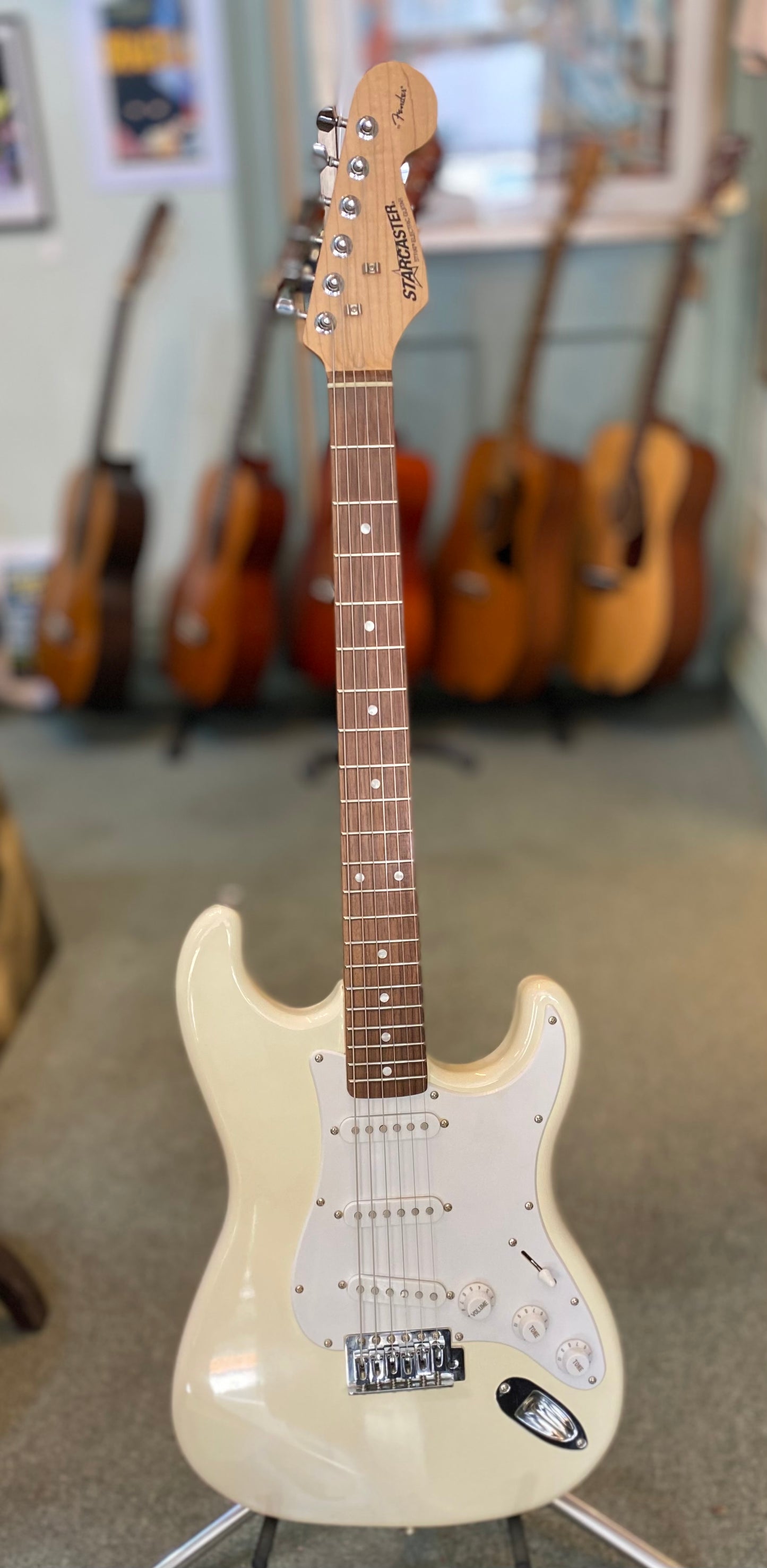 Fender Starcaster Electric Guitar 2013 model in gloss cream finish