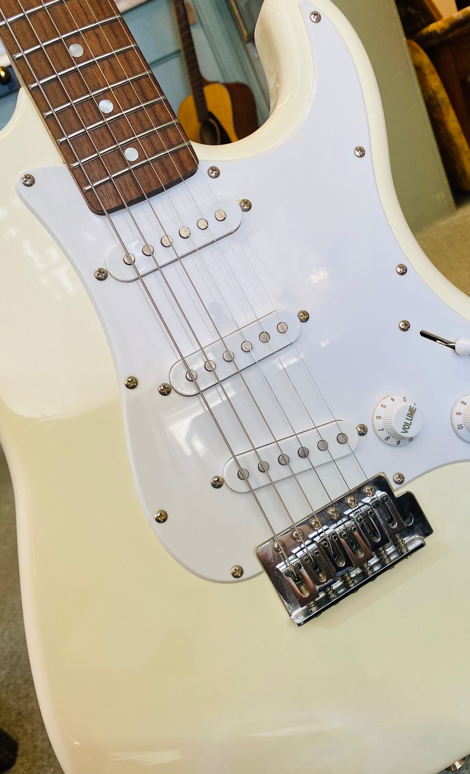 Fender Starcaster Electric Guitar 2013 model in gloss cream finish