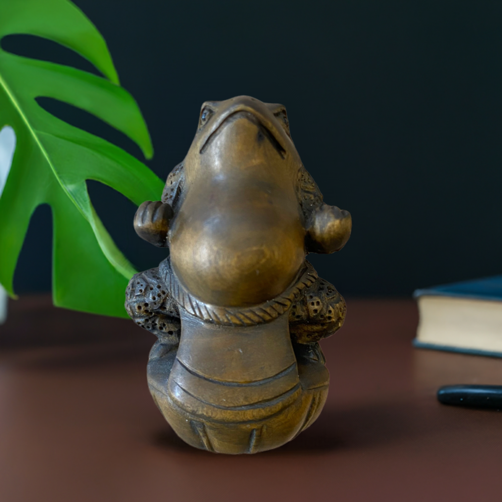 Carved Wooden Sumo Toad Netsuke